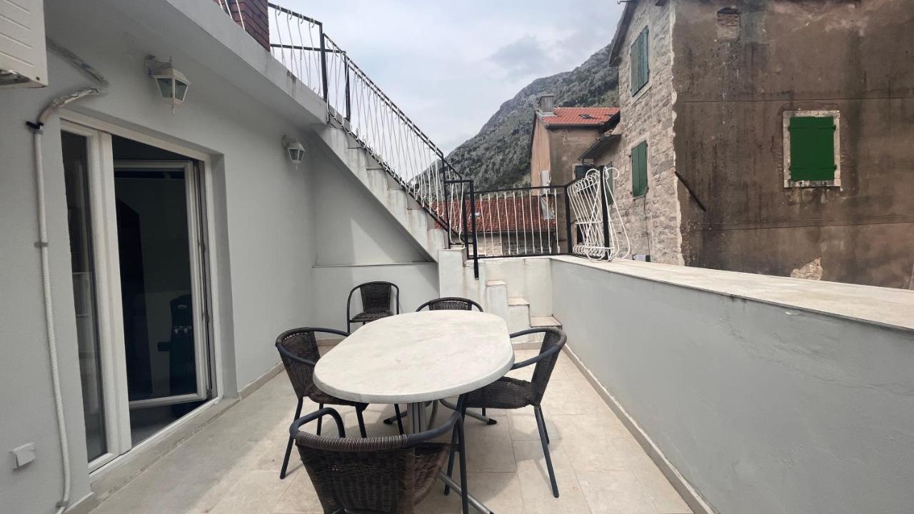 Sunstone Apartments Kotor Exterior photo